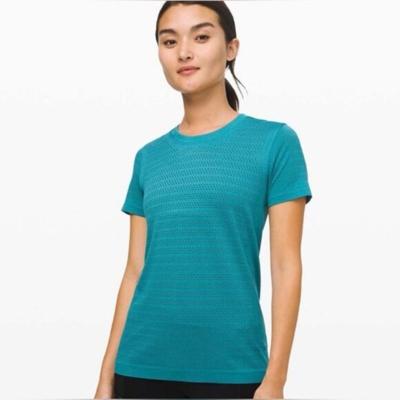 Lululemon Breeze By Short Sleeve Squad T-Shirt Perforated Ice Cave Aqua Blue 6 - Picture 6 of 16